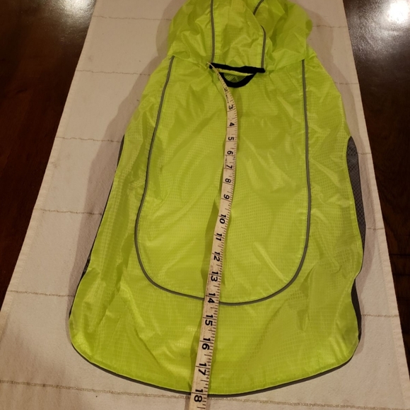 ❤️😍 Host Pick! 🐕❤️  Rain Jacket With Reflective Accents L - Picture 7 of 12